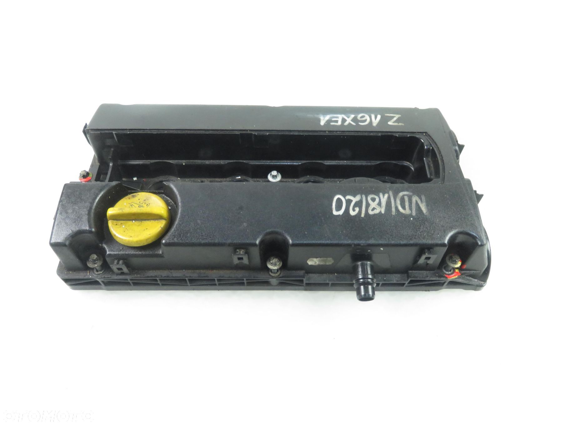 POKRYWA ZAWORÓW OPEL ZAFIRA B 1.6 55556284 - 1