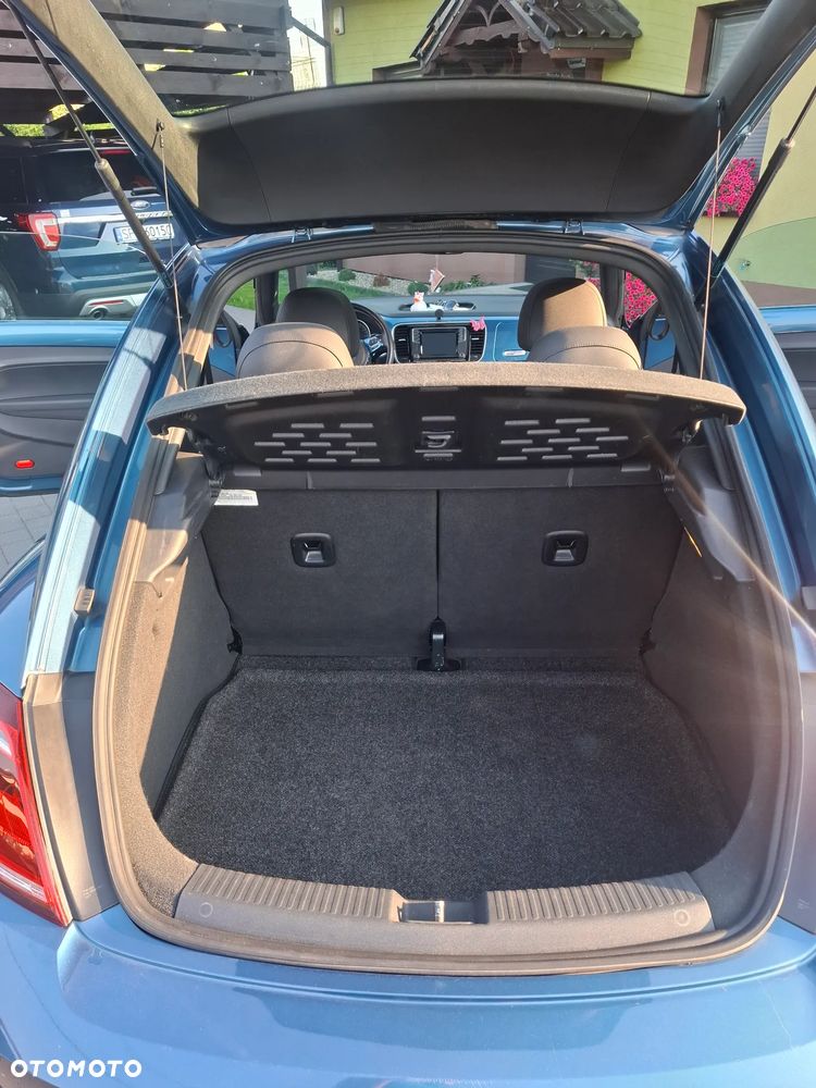 Volkswagen Beetle - 7
