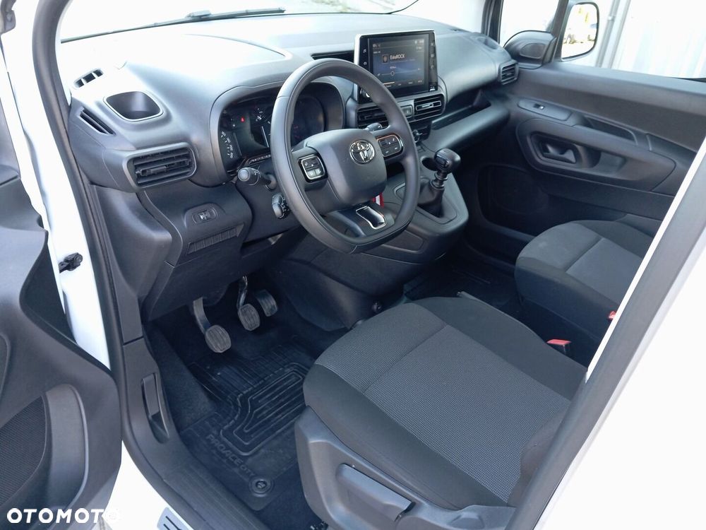 Toyota PROACE CITY - 7