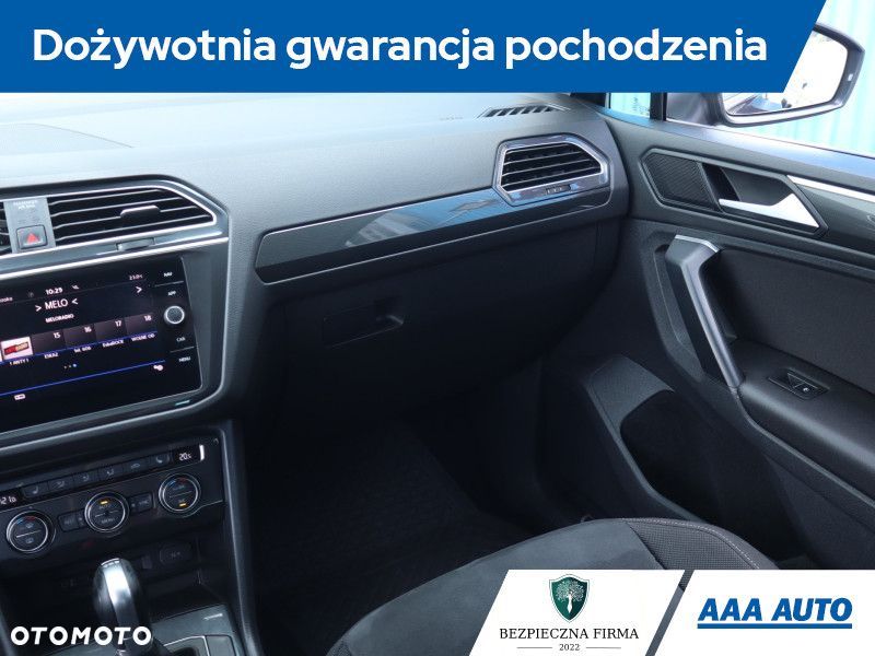 Volkswagen Tiguan - 10