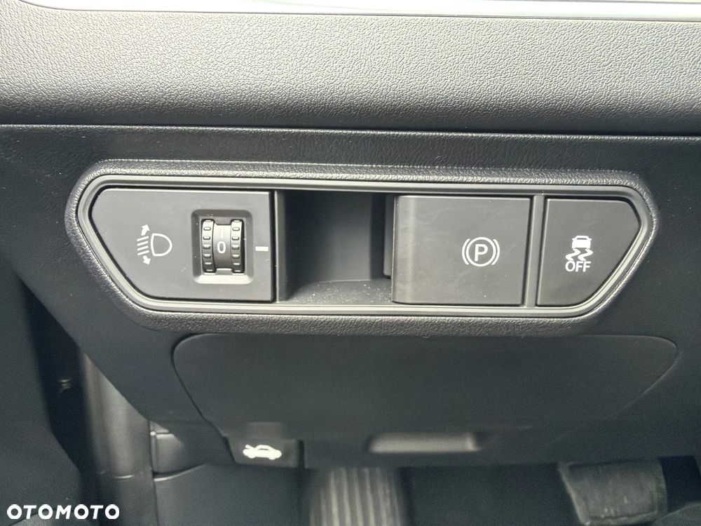 Kia K4 1.6 T-GDI L - 21