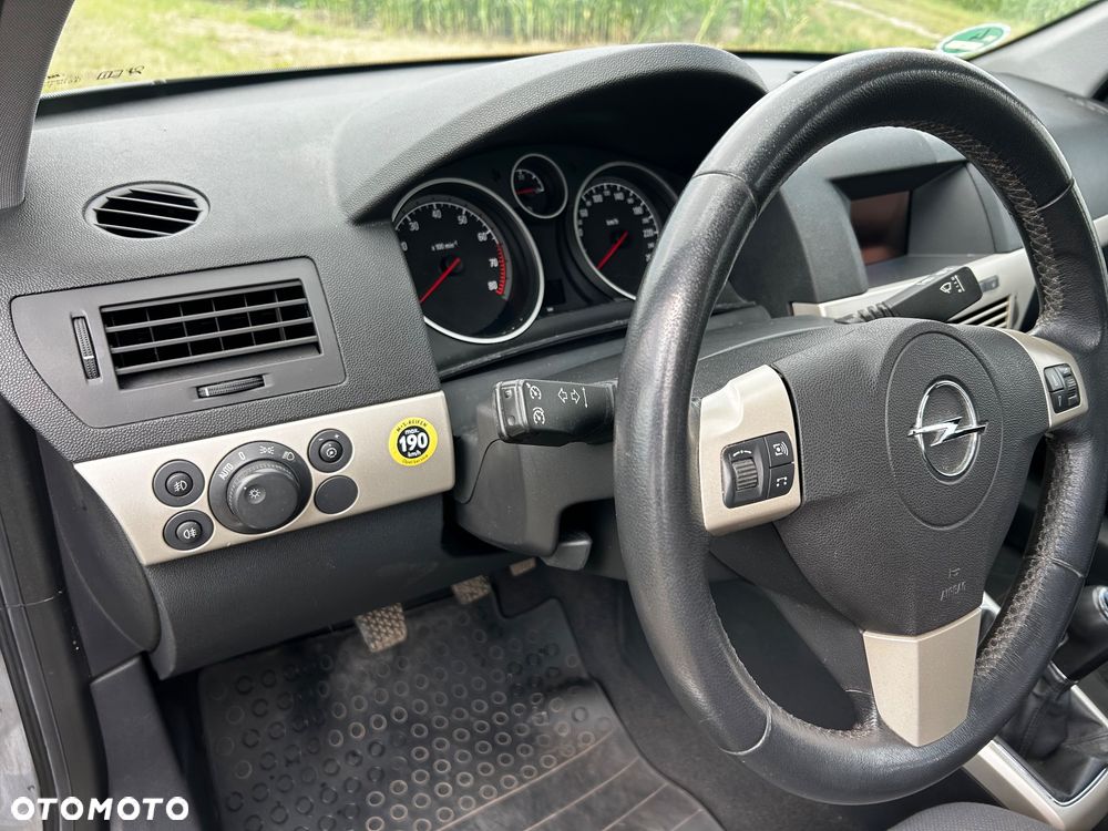 Opel Astra 1.6 Start - 8