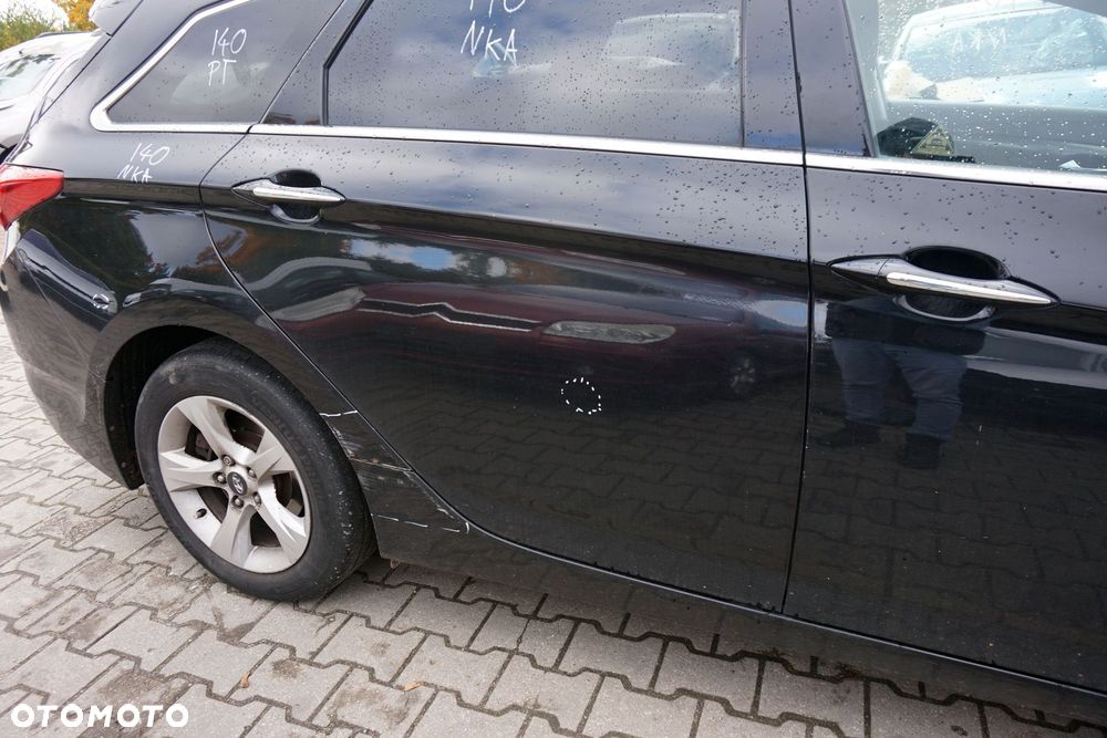 DRZWI TYLNE PRAWE I40 VF KOMBI NKA  CZARNY HYUNDAI 2011-2014 - 2