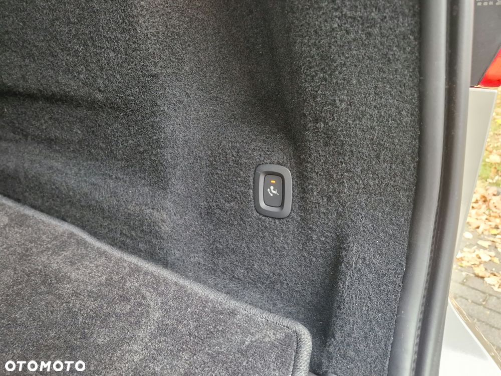 Volvo XC 60 B4 B Geartronic Inscription - 33