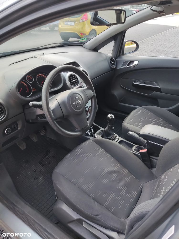 Opel Corsa - 9