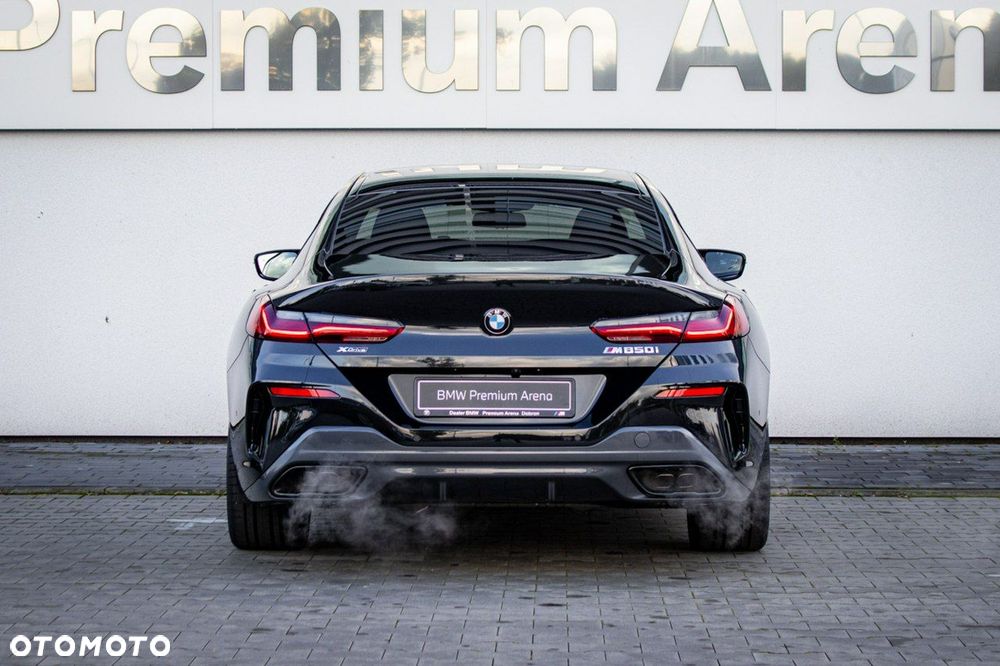BMW Seria 8 - 5