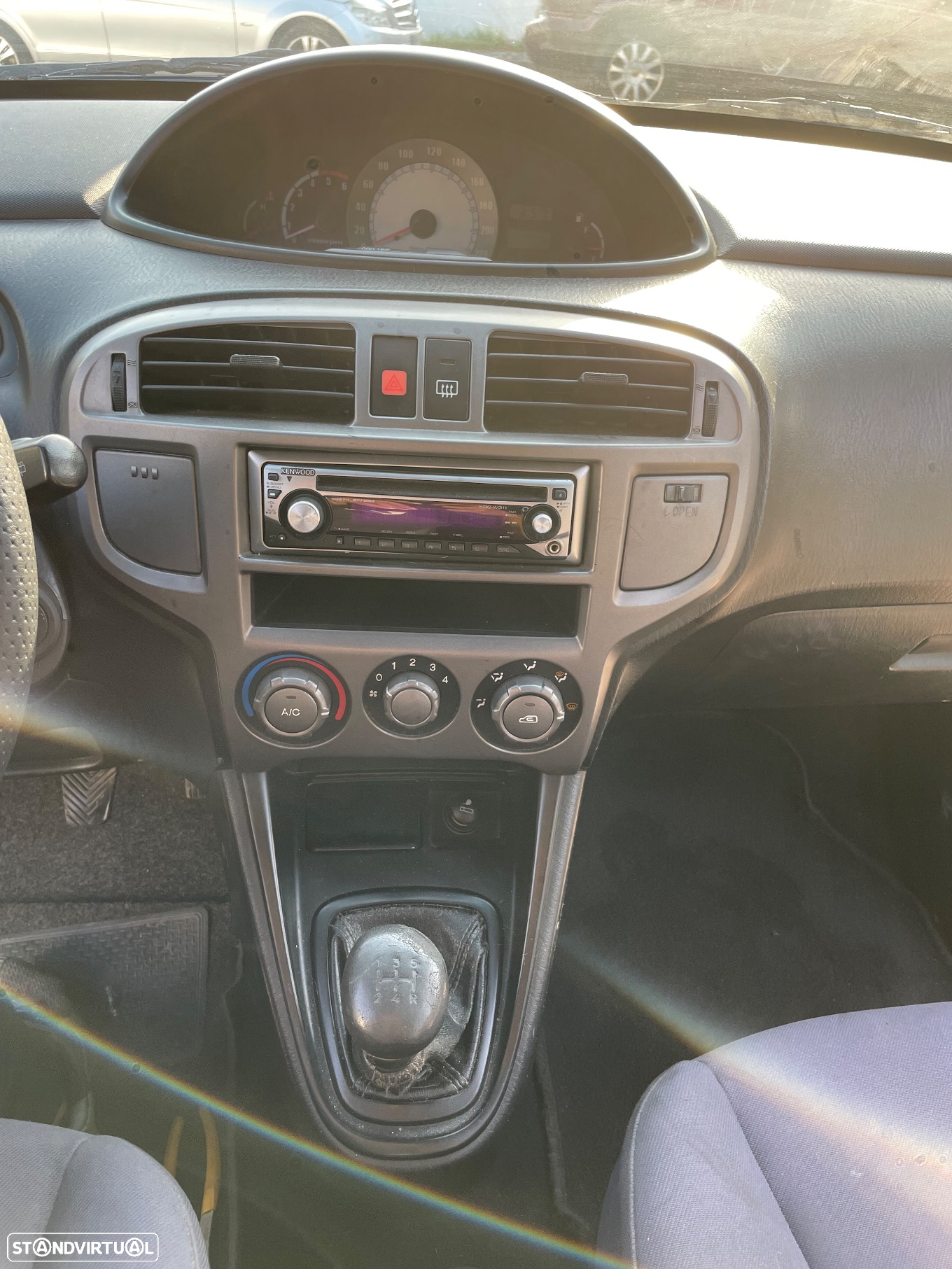 Hyundai Matrix 1.5 CRDi GLS - 16