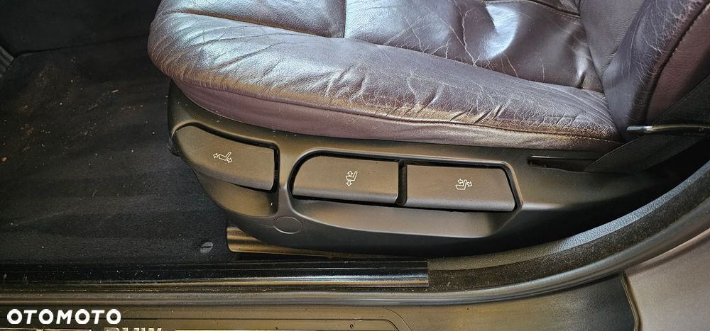 BMW Seria 5 523i - 21