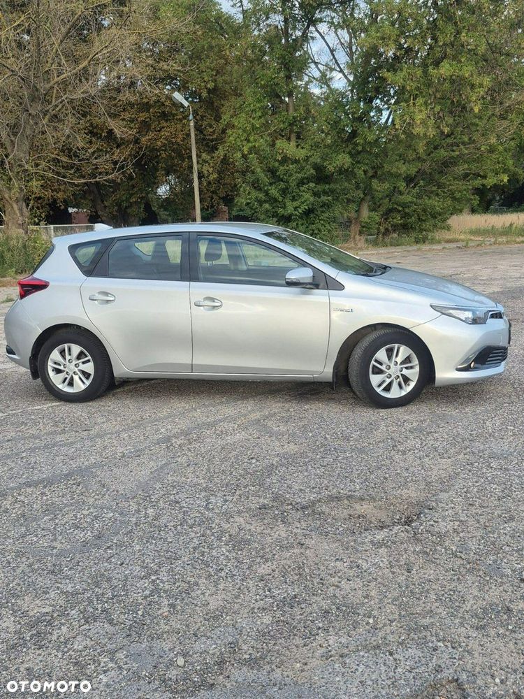 Toyota Auris - 5
