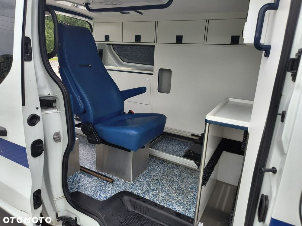 Renault Trafic - 26