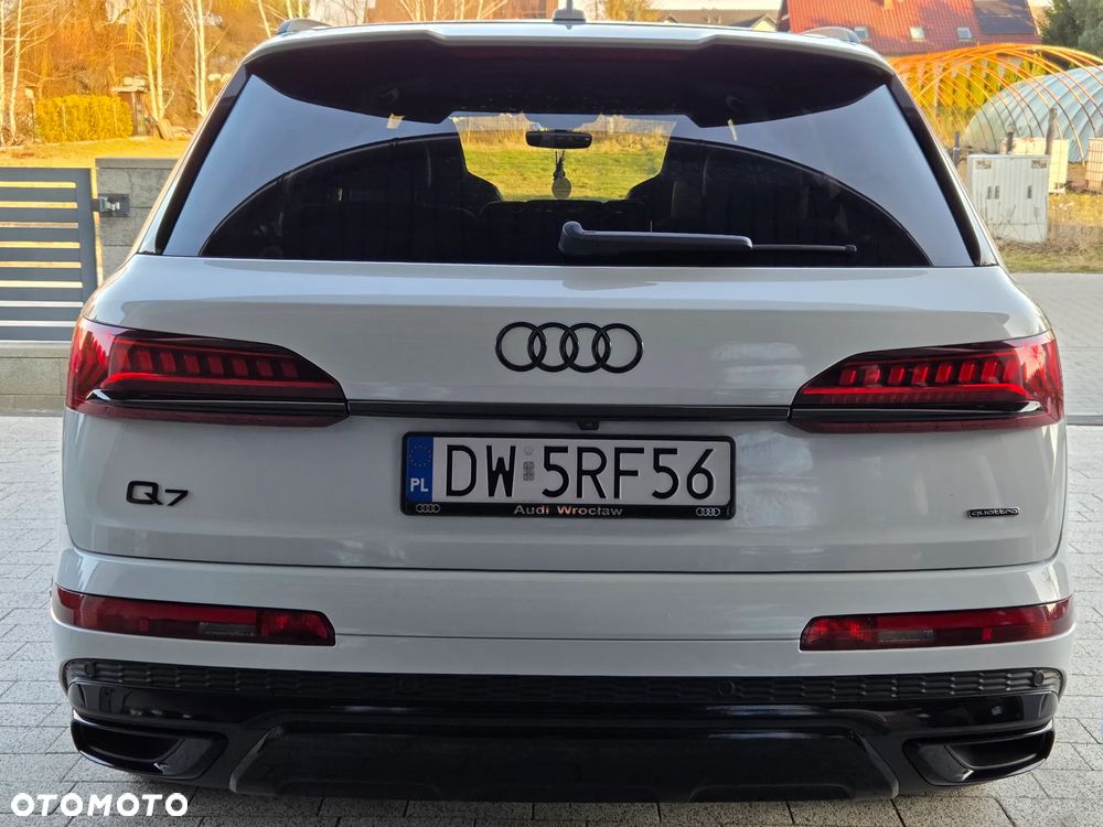 Audi Q7 - 4