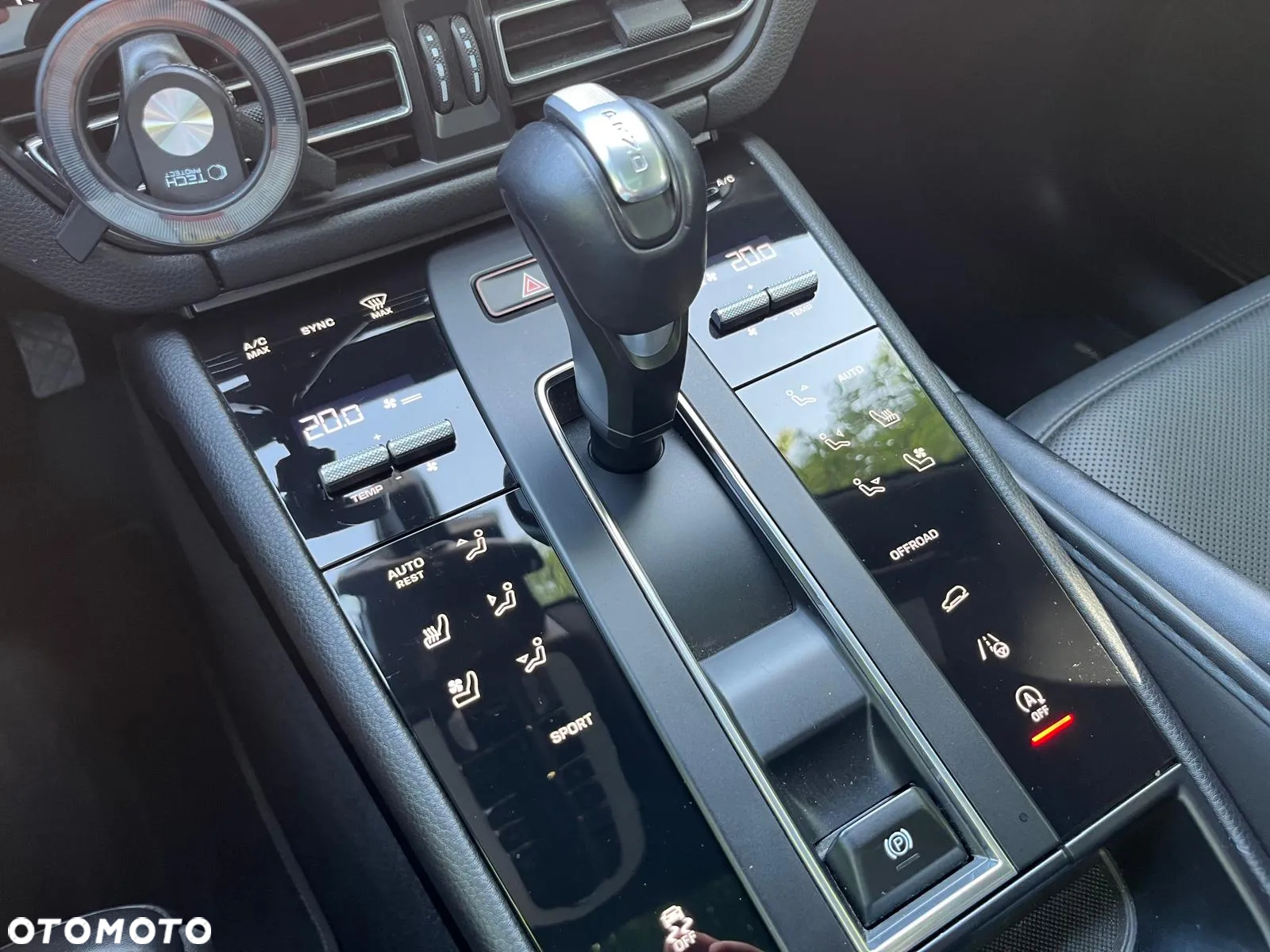 Porsche Macan - 23