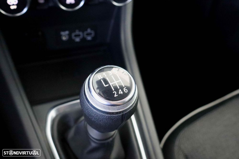 Renault Captur 1.0 TCe Techno - 38