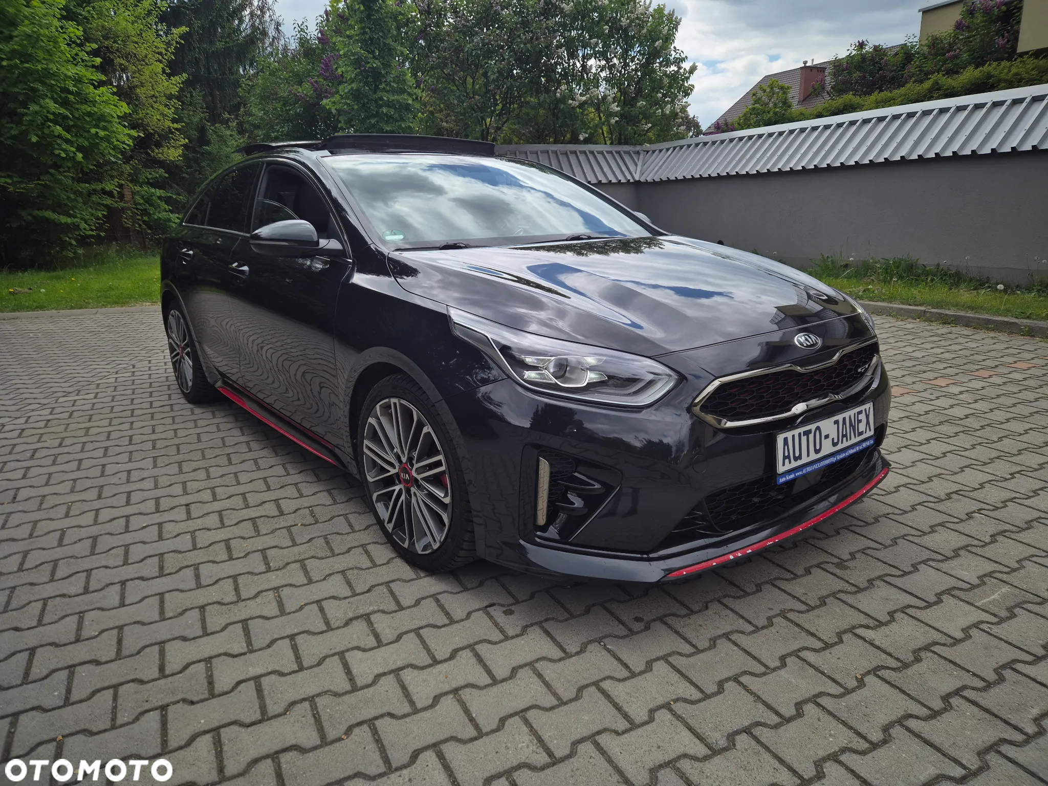Kia ProCeed 1.6 T-GDI GT DCT - 3