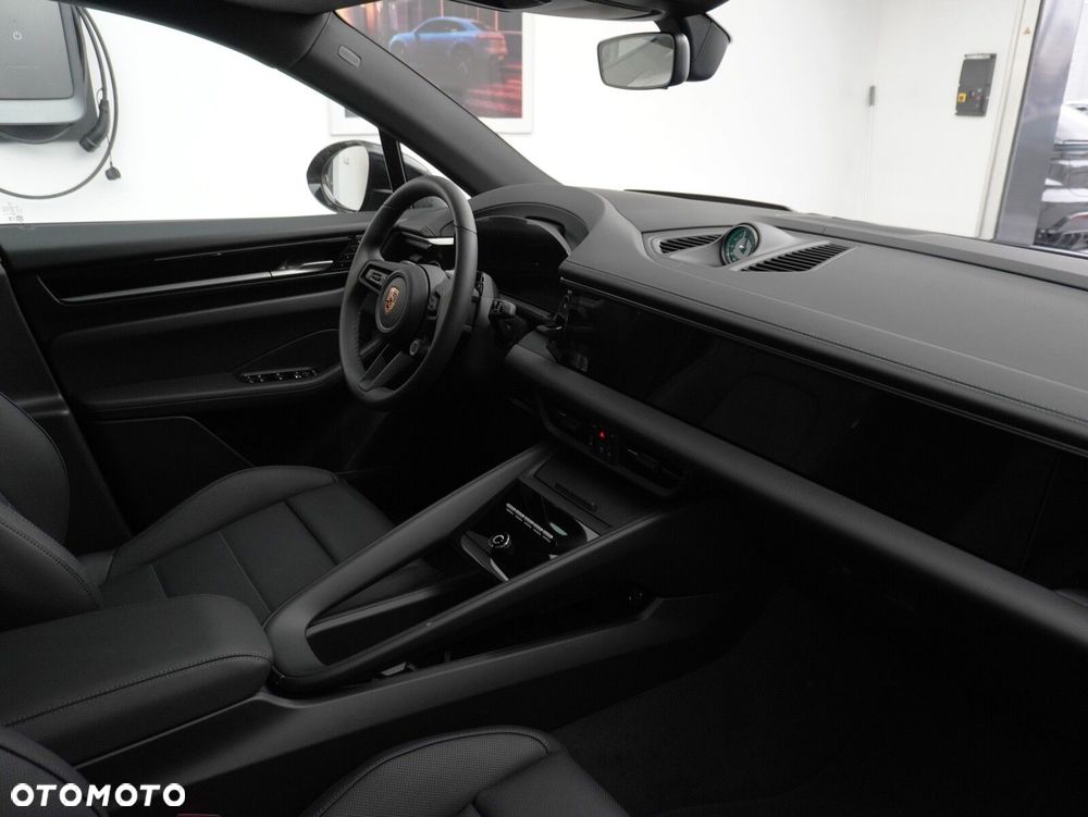 Porsche Macan 4 100kWh - 32