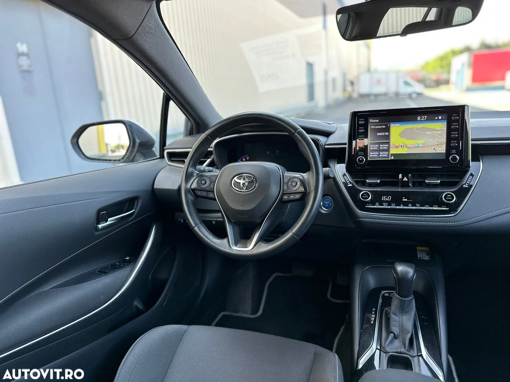 Toyota Corolla 1.8 HSD Dynamic - 12