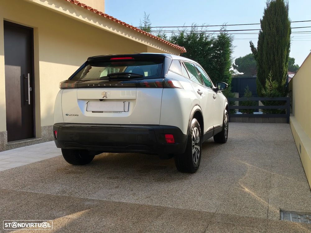 Peugeot e-2008 50 kWh Active Pack - 9