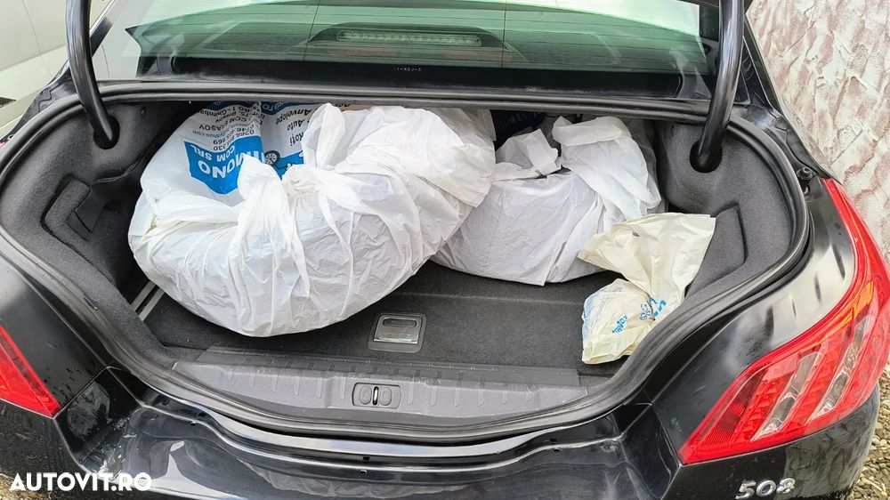 Peugeot 508 2.0 HDI FAP BVA Allure - 12