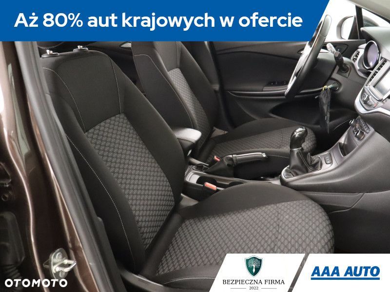 Opel Astra - 11