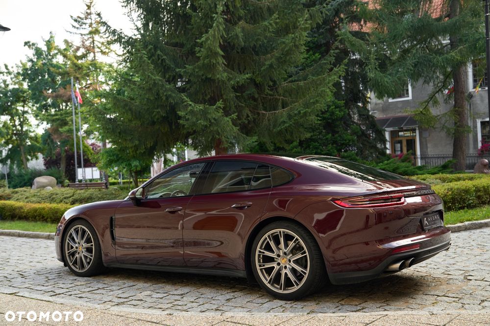 Porsche Panamera 4S - 12