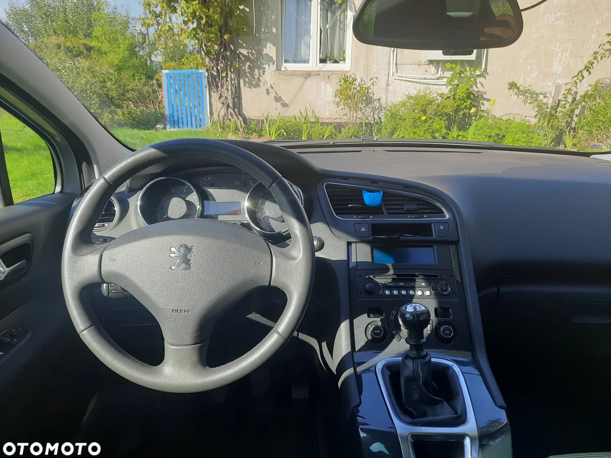 Peugeot 5008 - 12