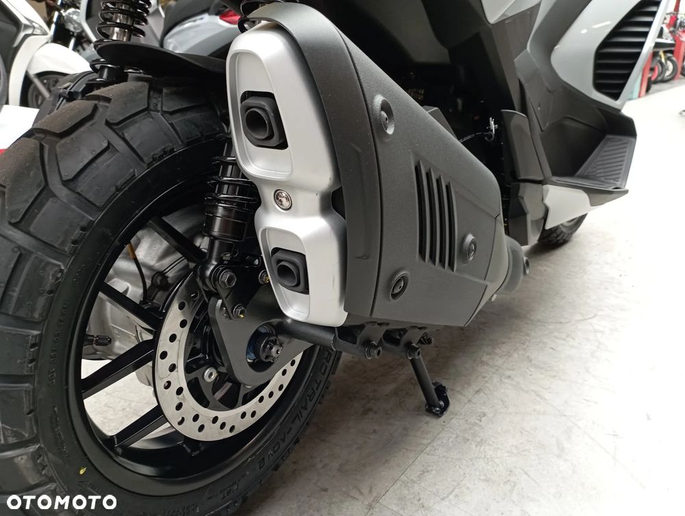 Aprilia SR - 14