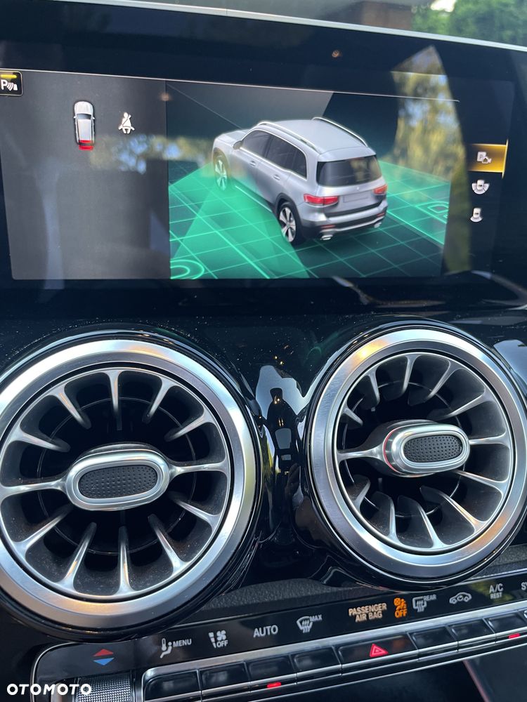 Mercedes-Benz GLB 200 d 4-Matic Progressive 8G-DCT - 33