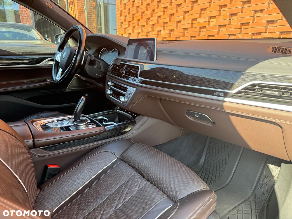 BMW Seria 7 750d xDrive sport - 14