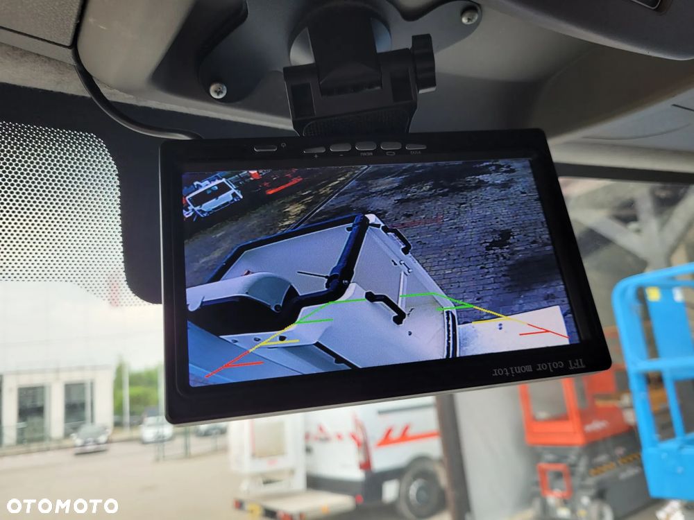 Renault Master podnośnik koszowy zwyżka 12,5 m - 16