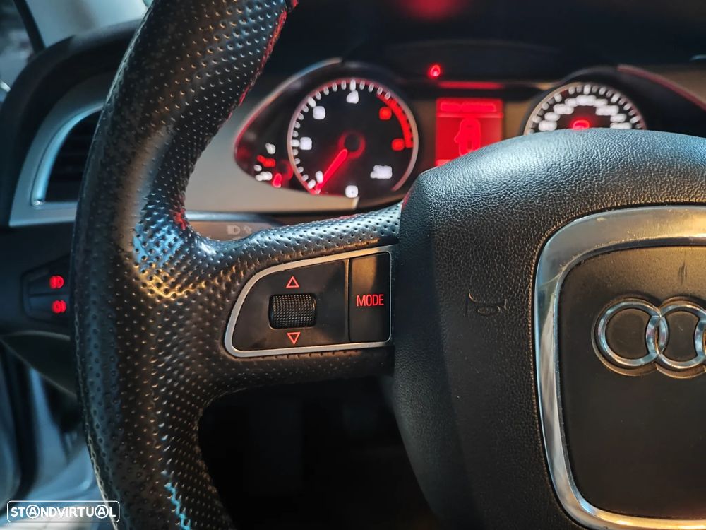 Audi A4 Avant 2.0 TDi S Edition S-line - 26