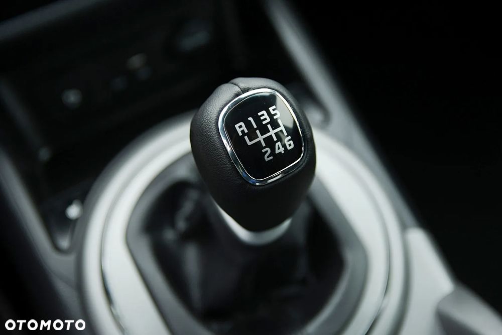 Kia Sportage 1.6 GDI 2WD Attract - 25