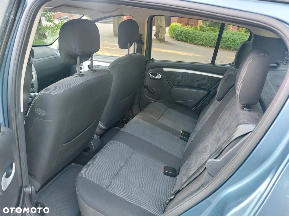 Dacia Sandero 1.4 MPI Laureate - 8