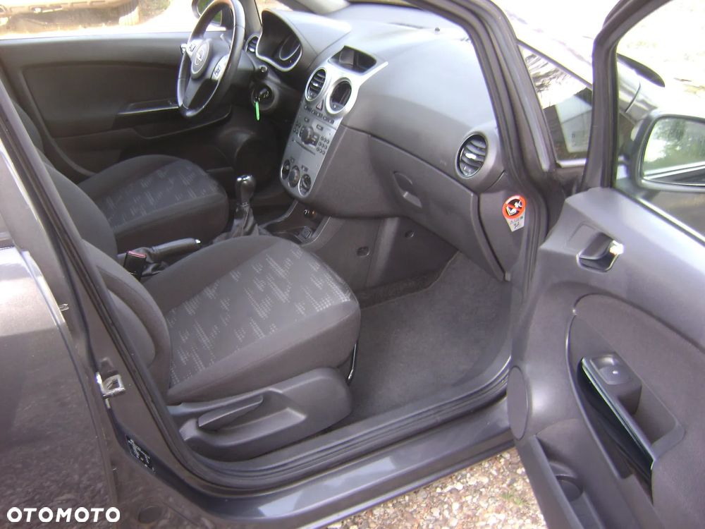 Opel Corsa - 9