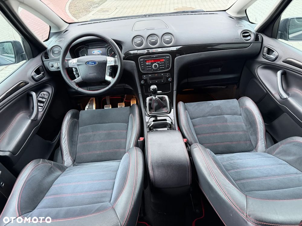 Ford S-Max - 26