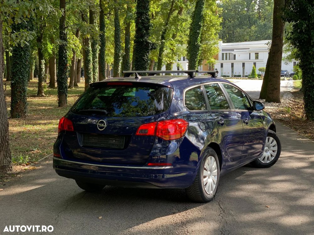 Opel Astra Sports Tourer 1.6 CDTI ECOTEC Start/Stop Cosmo - 3