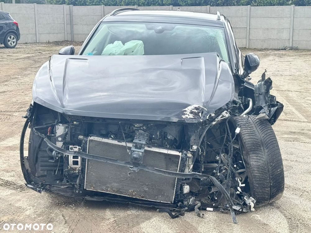 Volkswagen Touareg - 3