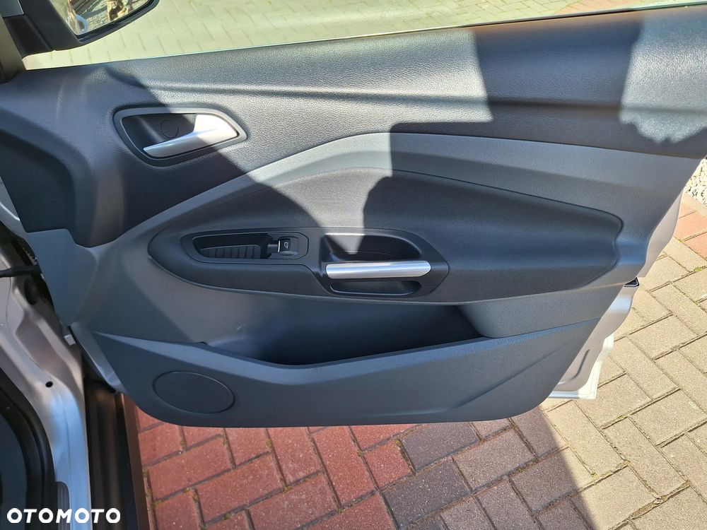 Ford C-MAX 1.6 TDCi Titanium - 33