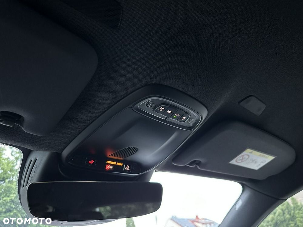 Volvo XC 40 - 39