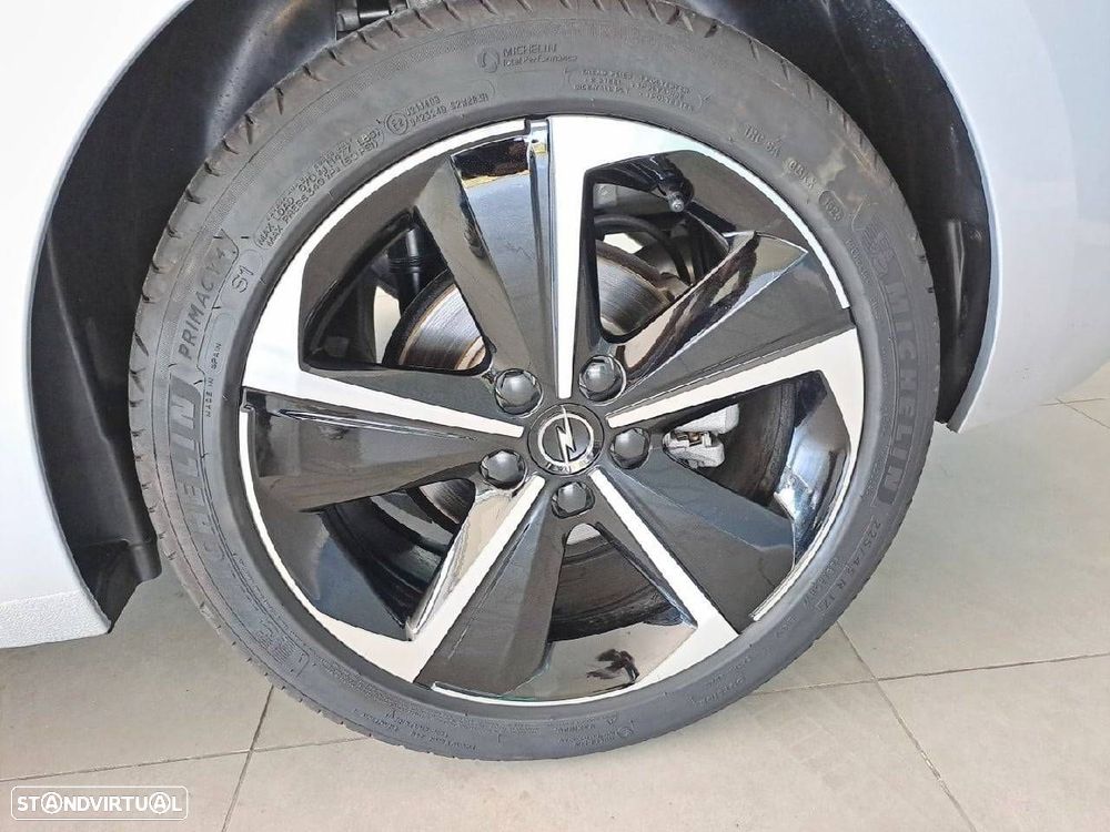 Opel Astra 1.2 T Hybrid Edition eDCT - 11