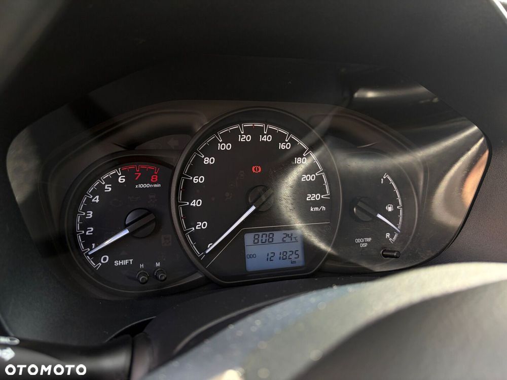 Toyota Yaris 1.0 Active EU6 - 16