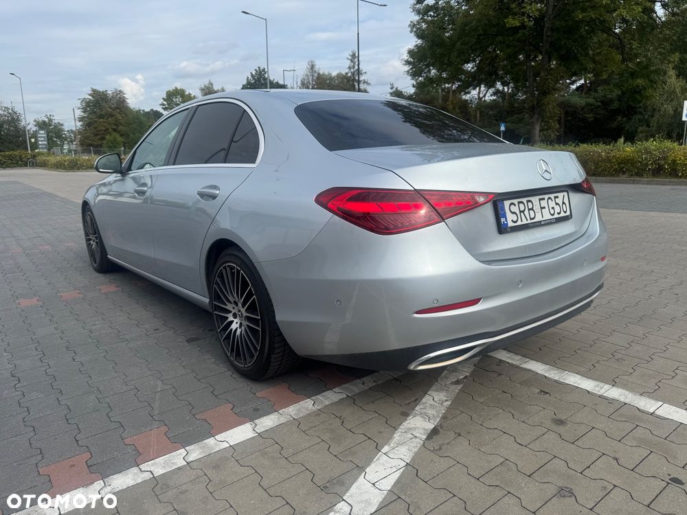 Mercedes-Benz Klasa C 180 mHEV Avantgarde - 38