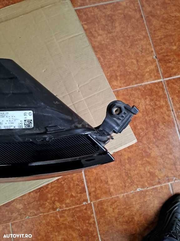 Far dreapta Skoda Karoq Facelift full led an 2022-2024 original - 4