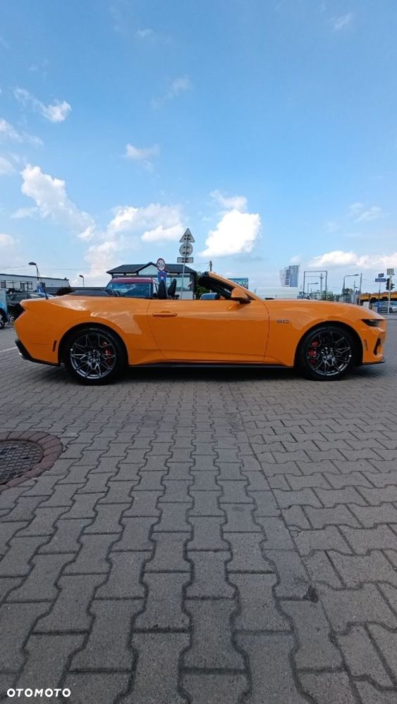 Ford Mustang - 9