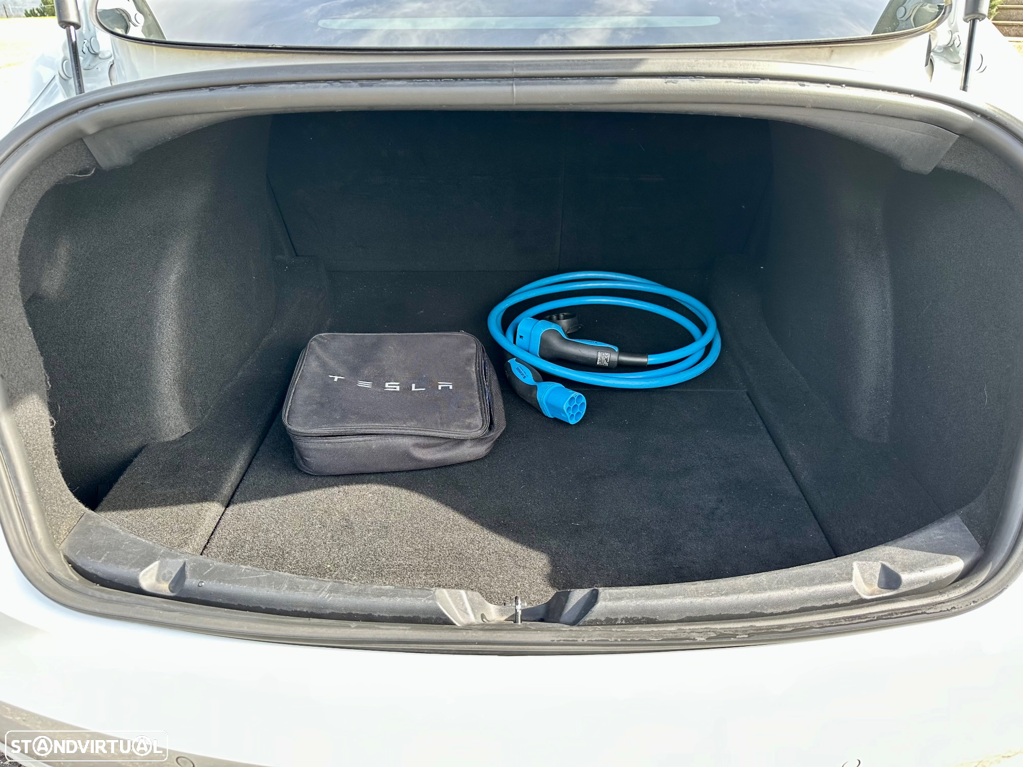 Tesla Model 3 Long-Range Dual Motor AWD - 16
