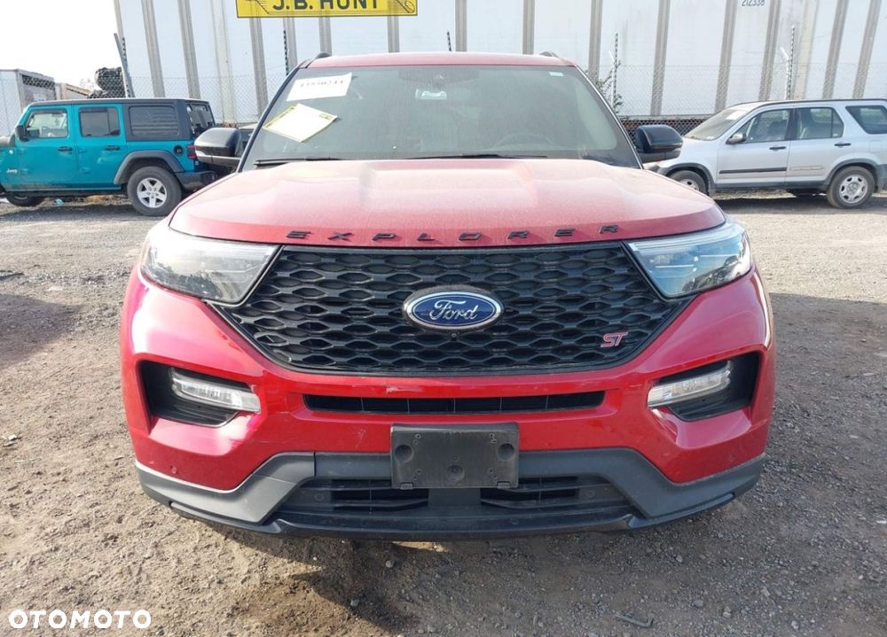 Ford Explorer - 2