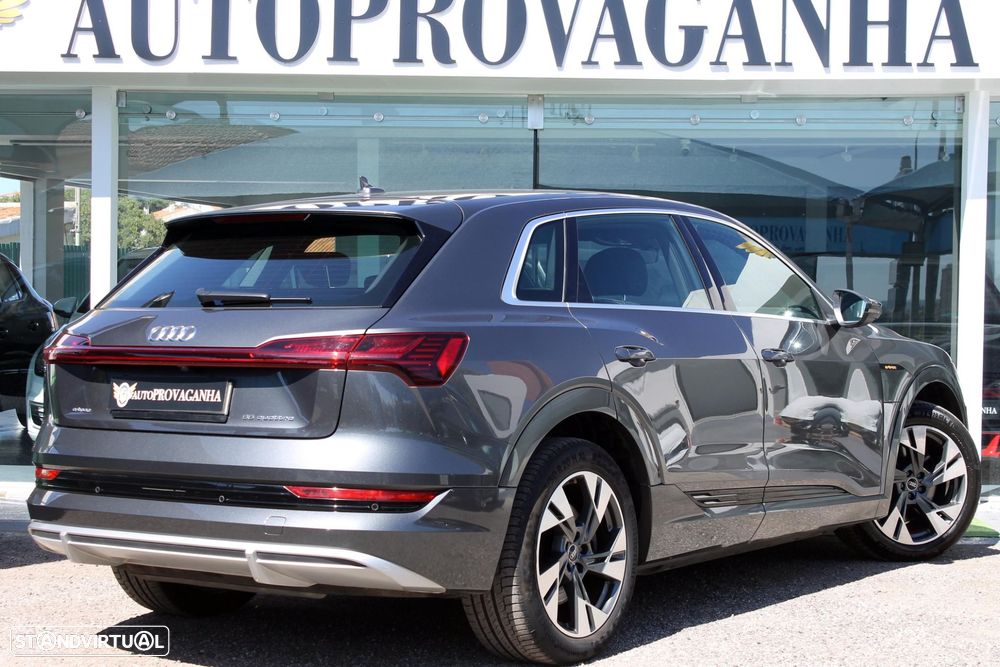 Audi e-tron 55 quattro S line - 44