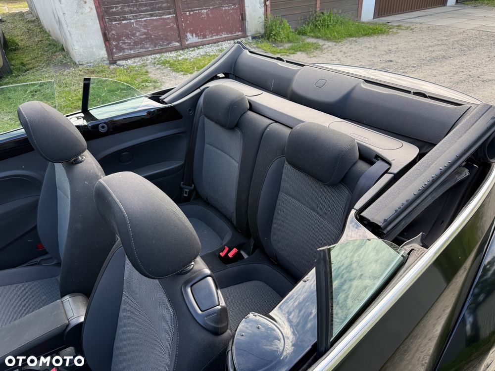 Volkswagen Beetle 1.6 TDI BlueMotion Technology - 12