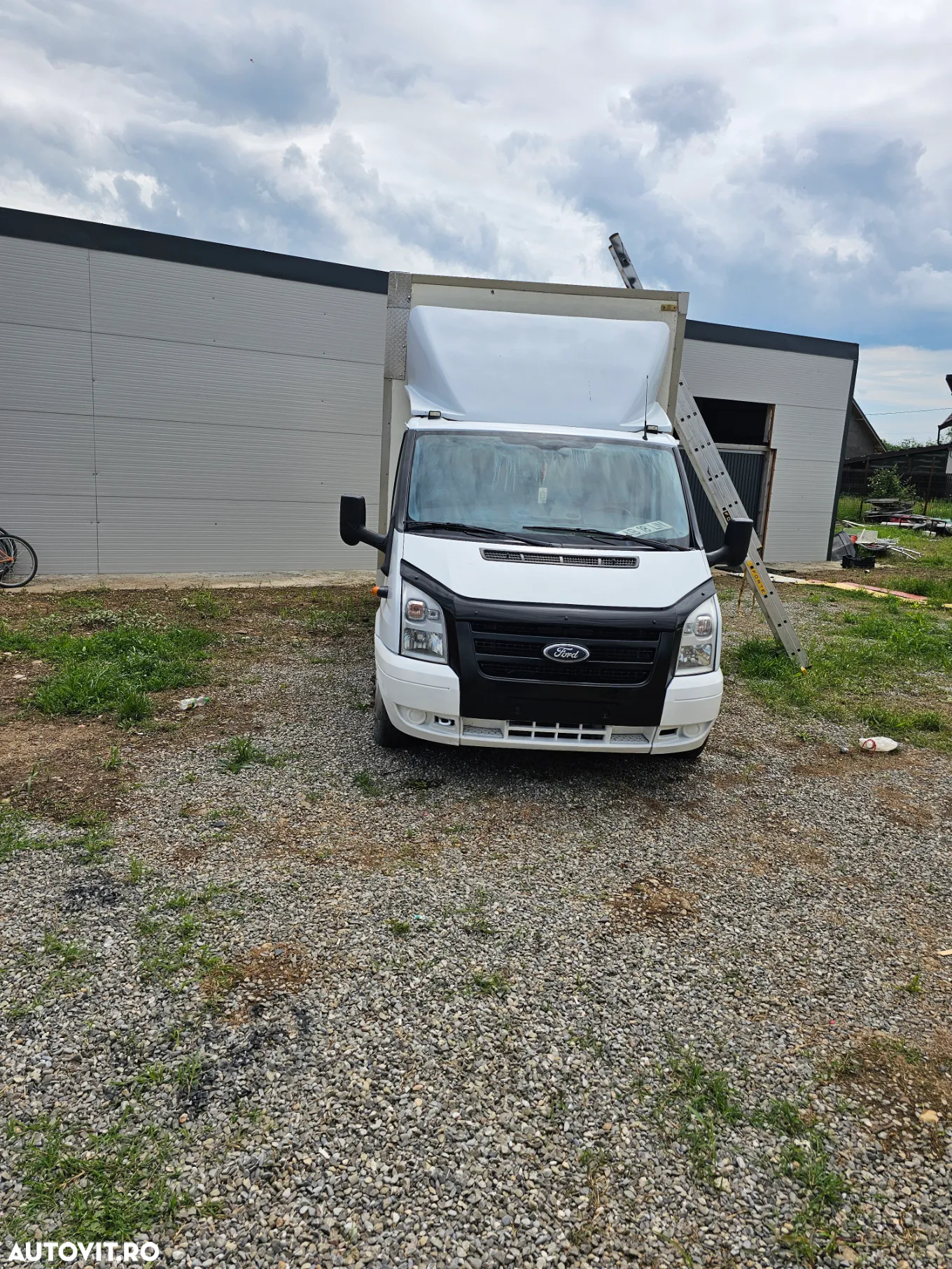 Ford Tranzit - 8