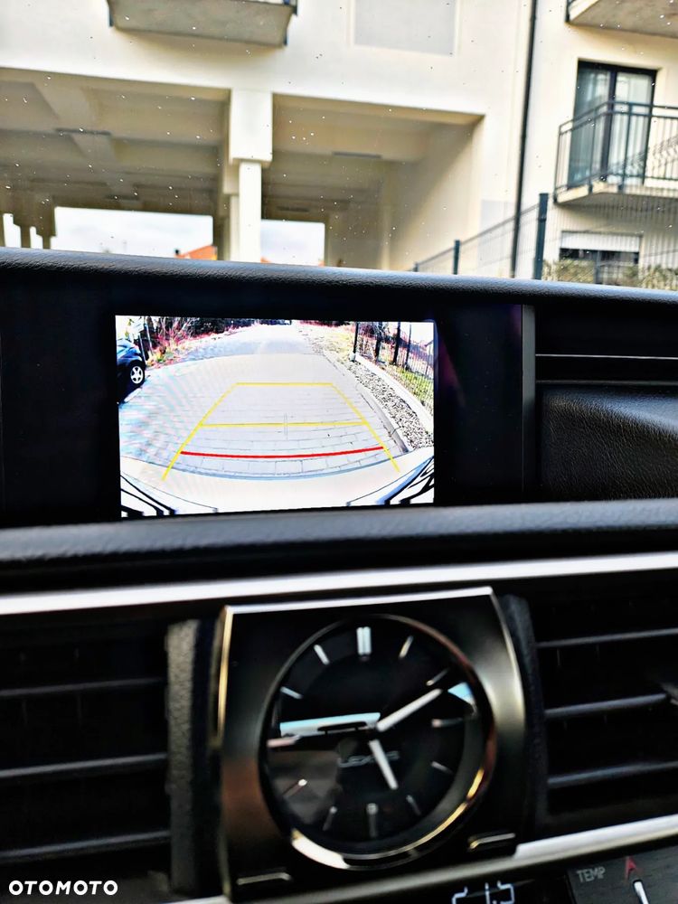 Lexus IS 200t / 300 Elegance - 4