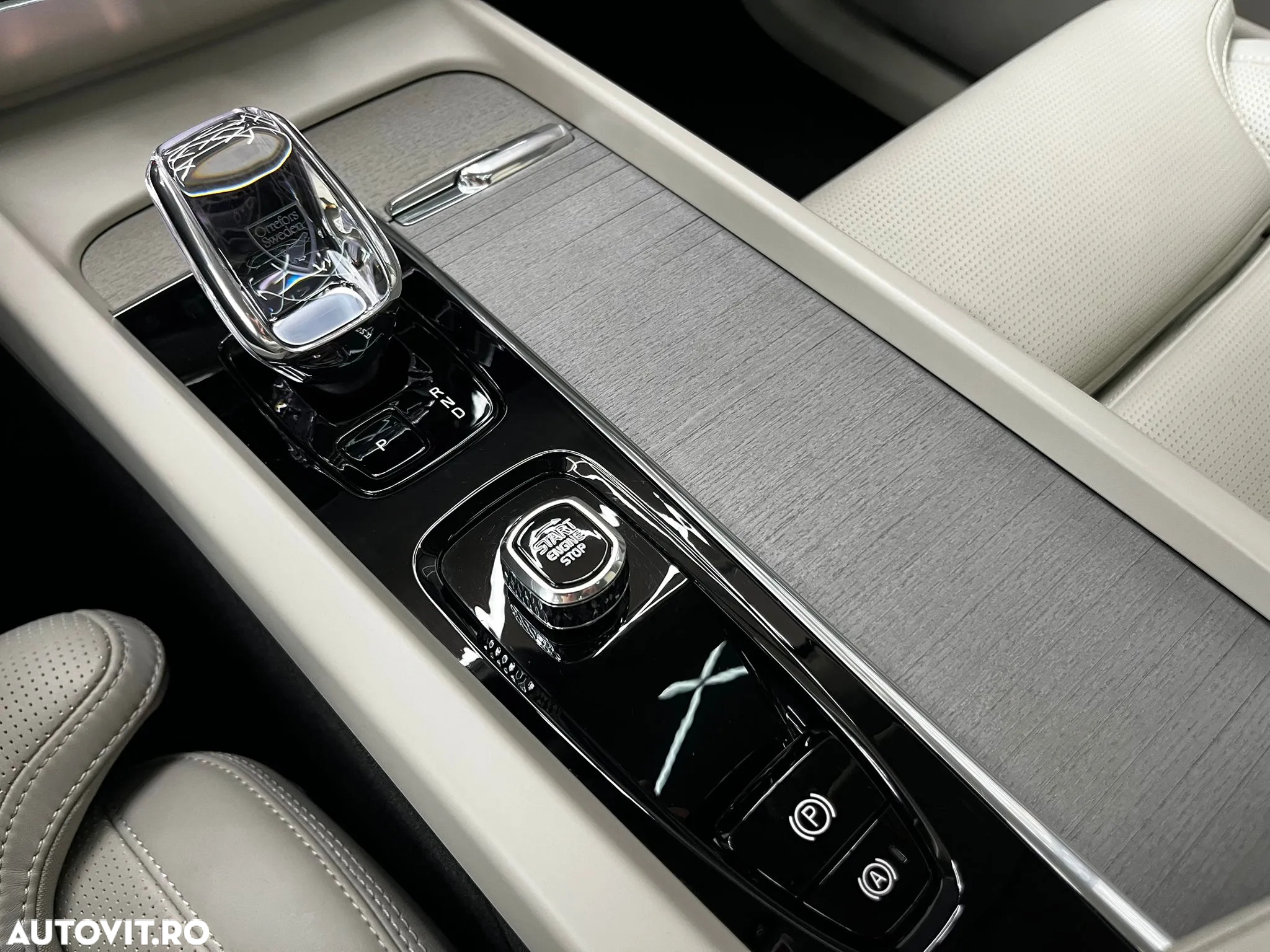 Volvo XC 60 B5 MHEV AT8 AWD Inscription - 14